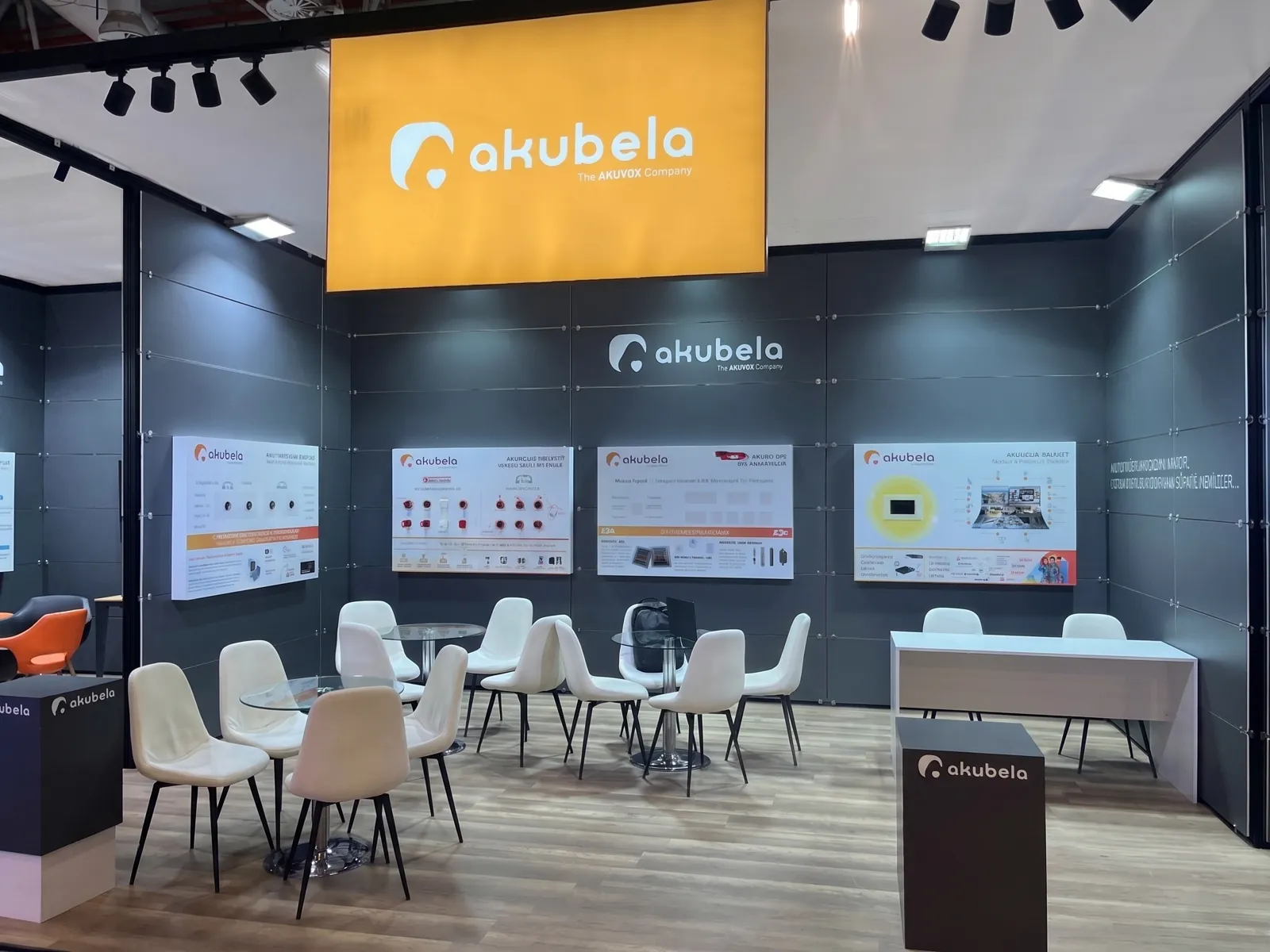 Akubela stand